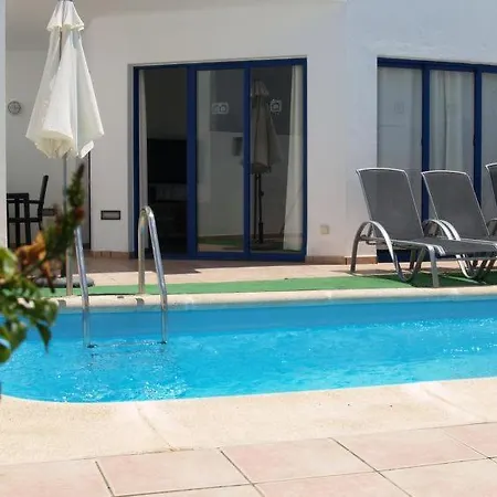 Playa Blanca Sleeps 6 Pool Wifi * Playa Blanca (Lanzarote)
