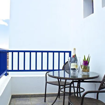 Playa Blanca Sleeps 6 Pool Wifi * Playa Blanca (Lanzarote)